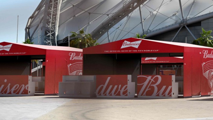 Fußball-WM in Katar: Die Budweiser-Kioske werden vor den WM-Stadien nicht zum Einsatz kommen.