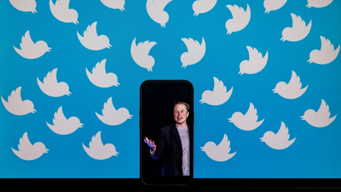 Soziale Netzwerke: Das Mitarbeiter-Chaos zurzeit lässt es kaum vermuten, doch Elon Musk hat so etwas wie eine Idee für Twitter.
