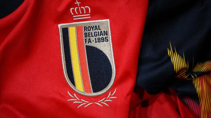 Liveblog zur Fußball-WM: Immerhin: Das Wappen des belgischen Verbands hat die Fifa (noch) nicht verboten.