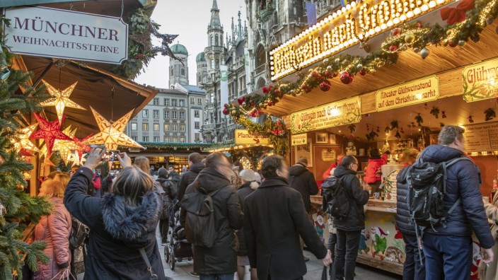 Münchner Momente: Das friedliche Treiben auf dem Münchner Weihnachtsmarkt.