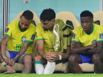 Auftakterfolg bei der WM: Brasilien hat Angst um Neymar
