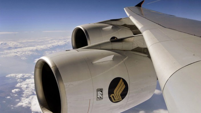 Luftfahrt: Solch ein Airbus A380 der Singapore Airlines musste am Donnerstag seinen Flug vorzeitig abbrechen.