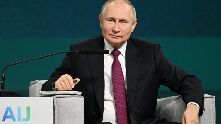 Künstliche Intelligenz: Der russische Präsident auf einer von der Sherbank organisierten Technologiekonferenz in Moskau.