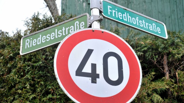 Starnberg: Tempo 30 ist das neue Tempo 40: In der Riedeselstraße wird die Geschwindigkeit gedrosselt.
