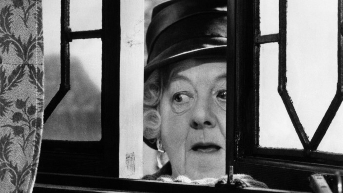 Agatha Christie: "Miss Marple": Prägte das Bild von Miss Marple wesentlich: die Schauspielerin Margaret Rutherford in der Rolle der Hobbyermittlerin.