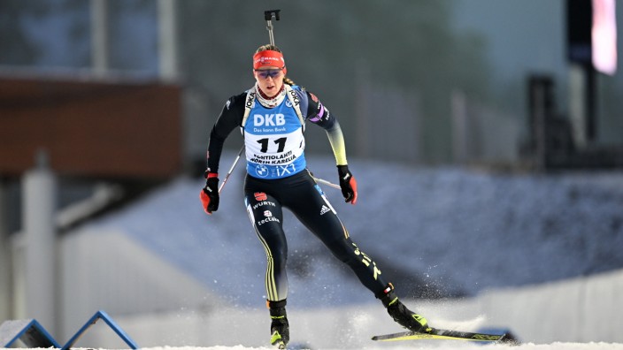 Biathlon: Mindestens ein Schießfehler: Denise Herrmann-Wick spurtet in Kontiolahti durch die Loipe.