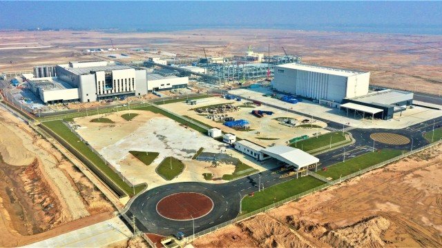 Handelspolitik: BASF hat große Pläne in China. In Zhanjiang baut der deutsche Chemiekonzern gerade einen neuen, großen Standort.