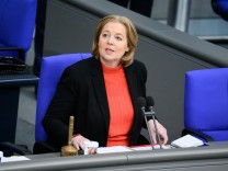 Parlament: Bas: Bundestag muss kleiner werden