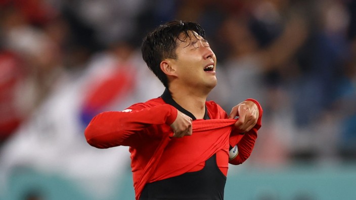Einzug ins Achtelfinale: Wohin mit den Emotionen? Heung-min Son hatte maßgeblichen Anteil daran, dass Südkorea durch ein 2:1 gegen Portugal im Achtelfinale steht.