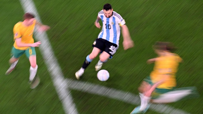 Lionel Messi: In seinem tausendsten Spiel als Profi bot Messi sein bislang bestes Spiel bei dieser WM, das gleichzeitig die beste Soloaufführung des Turniers überhaupt war.
