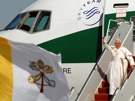 Der Papst bei seiner Ankunft