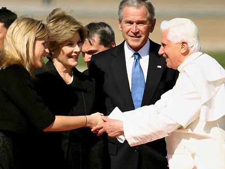 Der Papst und die Familie Bush