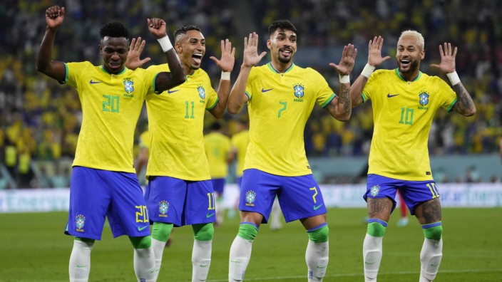 Brasilien bei der WM: Der letzte brasilianische Jubeltanz bei dieser WM? Wohl kaum. Die Mannschaft könne "zehn verschiedene Tänze", präzisiert Richarlison.
