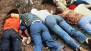 Das Jonestown-Massaker: Diese Bilder gingen um die Welt: Menschen in Jonestown fielen um, wo sie gerade standen.
