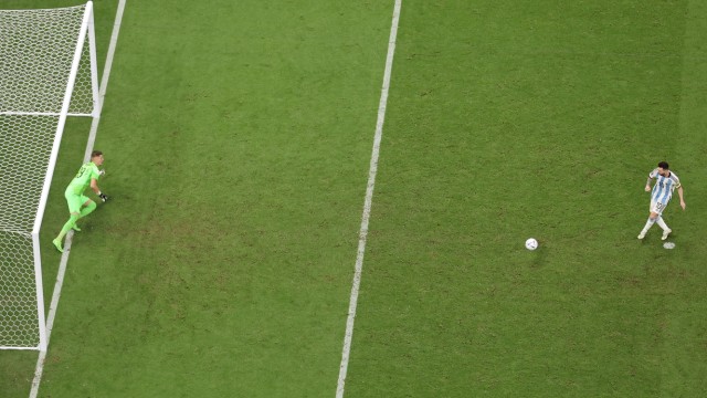 Sieg im Elfmeterschießen: Lionel Messi verwandelte seinen Elfmeter sicher.