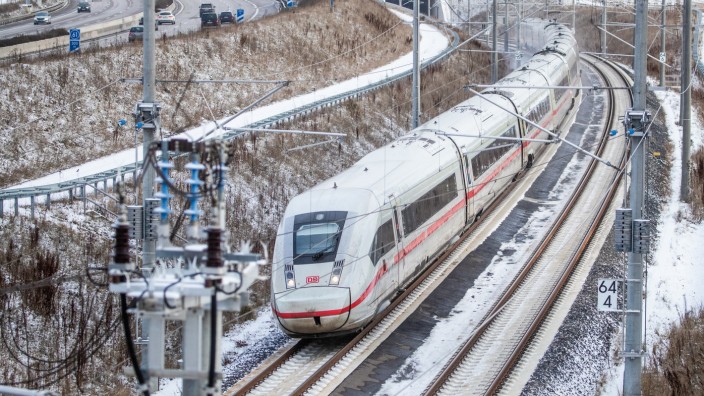 Baden-Württemberg: Ausgebremst: Auf der neuen ICE-Strecke zwischen Wendlingen und Ulm ist Zuverlässigkeit mal wieder ein Problem.