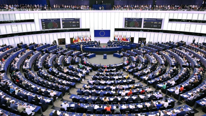 Korruptionsskandal: Das Europäische Parlament bei einer Abstimmung im Straßburger Plenarsaal. Führende Abgeordnete sollen von Katar bestochen worden sein.