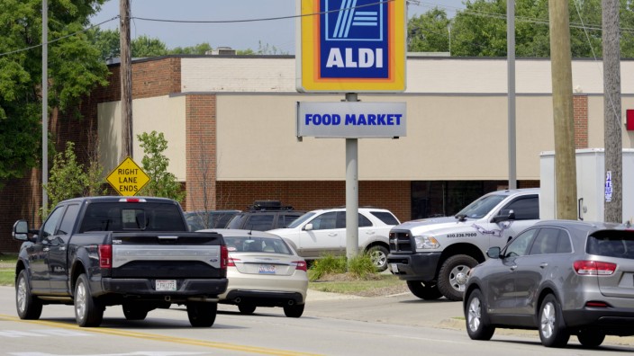 Discounter: Aldi hat seit 1976 Filialen in den USA, hier ein Markt in Rockford, Illinois.