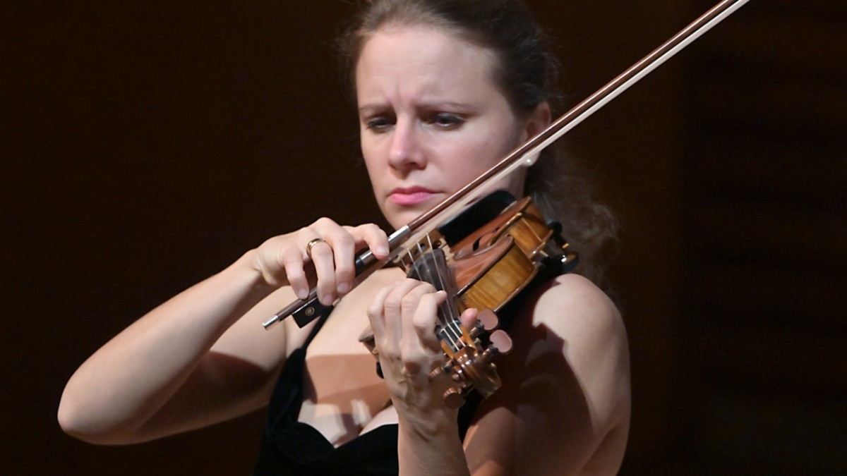 Interview with star violinist Julia Fischer – Munich