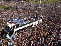 Argentiniens WM-Feier: Bis Messi im Helikopter davonfliegt