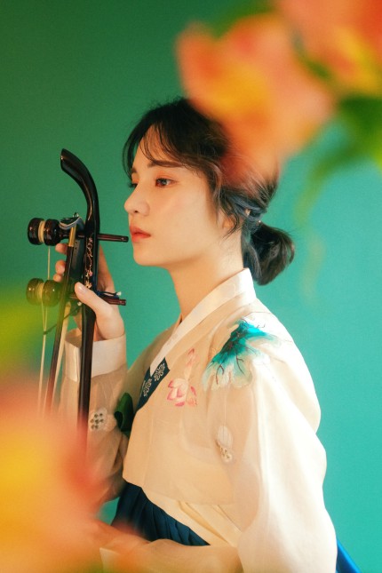 Junge Leute 2023: "Ich will nicht einfach andere Streichinstrumente imitieren, sondern finde gerade einen eigenen Jazz-Stil auf dem Haegum", sagt Soojeong Go.