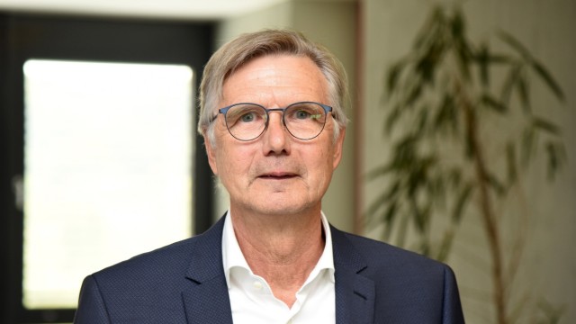 Fürstenfeldbruck und Maisach: Karl-Heinz Jansen, ehemaliges Mitglied des Brucker Umweltbeirats und Chef der im Gewerbegebiet Hasenheide ansässigen Firma Sykam, vermittelt zwischen Unternehmen, Hochschuleinrichtungen und Kommunen.