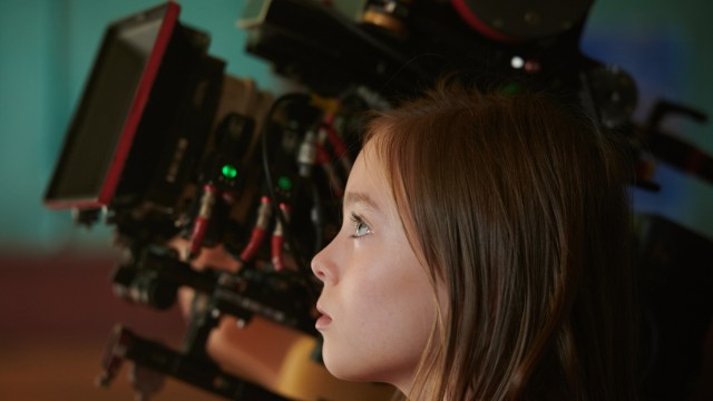 Sterne: Ava Petsch als Luise während der Dreharbeiten von "Was man von hier aus sehen kann".