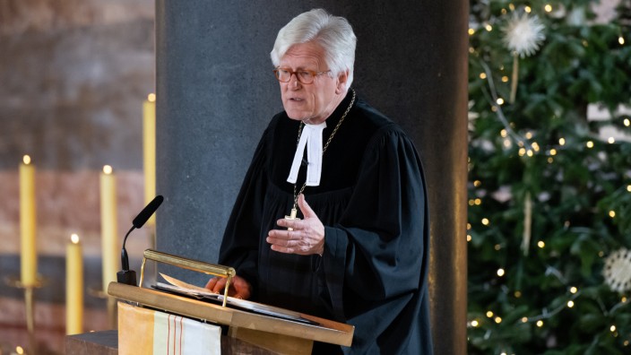 Gottesdienste: Heinrich Bedford-Strohm, Landesbischof der Evangelisch-Lutherischen Kirche in Bayern, predigt am ersten Weihnachtsfeiertag in einem Gottesdienst in der St. Matthäuskirche.