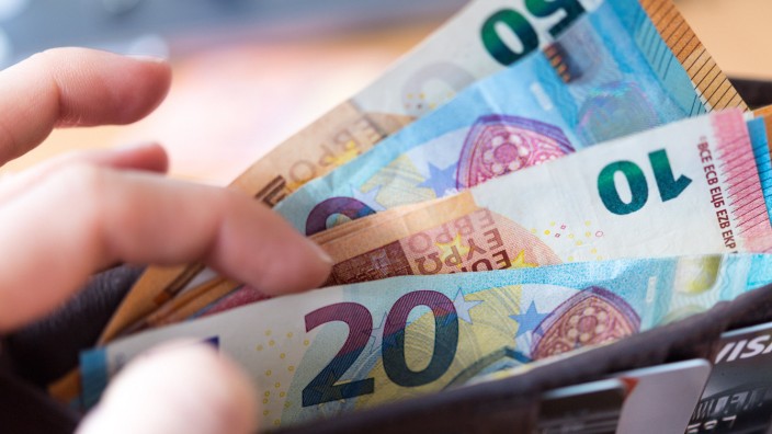 Steigende Mietkosten: Um angesichts gestiegener Mieten noch über die Runden zu kommen, sind in Bayern inzwischen deutlich mehr Haushalte auf Wohngeld angewiesen.