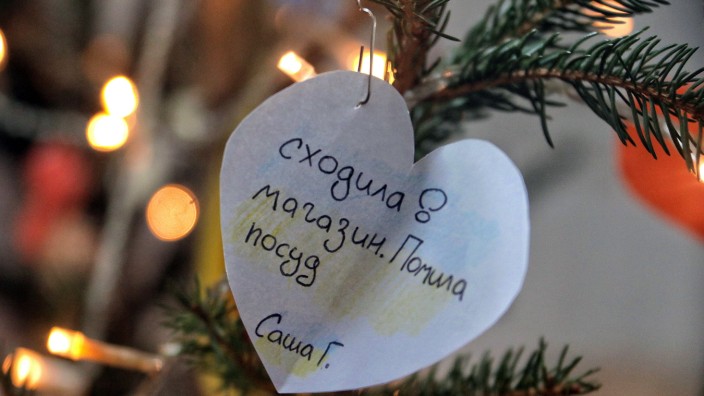 Ukrainisches Weihnachten: In der Ukraine wird Weihnachten an Heiligdreikönig gefeiert, kleine Geschenke bringt Väterchen Frost aber bereits in der Silvesternacht.