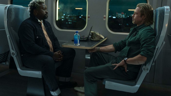Nachhaltigkeit in Hollywood: Karacho-Krawall-Knaller mit nachhaltiger Botschaft: In "Bullet Train" erledigt Brad Pitt zahlreiche Bösewichte in einem Schnellzug.