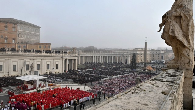 Trauermesse im Vatikan: undefined