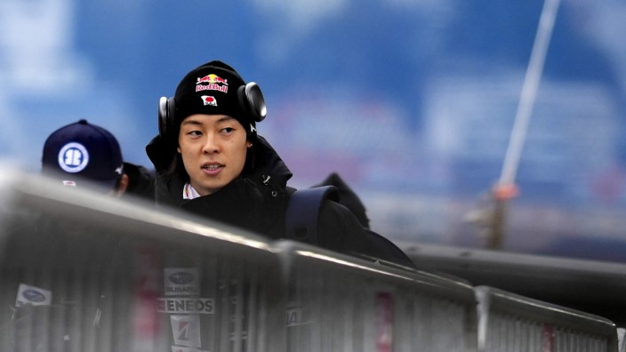 Skispringen: Leitwolf des japanischen Teams: Ryoyu Kobayashi, der dominante Skispringer der vergangenen Jahre, springt diesmal hinterher.
