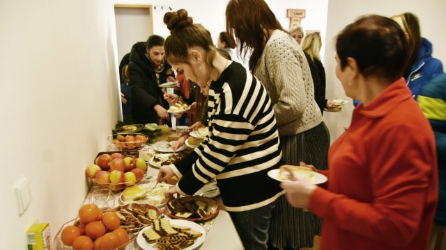 Schutzengelkirche: Süßspeisen gehören fest zum ukrainischen Weihnachtsfest dazu.
