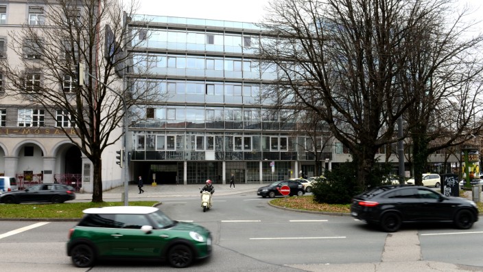 Home-Office in der Verwaltung: Die Stadt will Büroflächen aufgeben, zum Beispiel hier an der Seidlstraße 27.