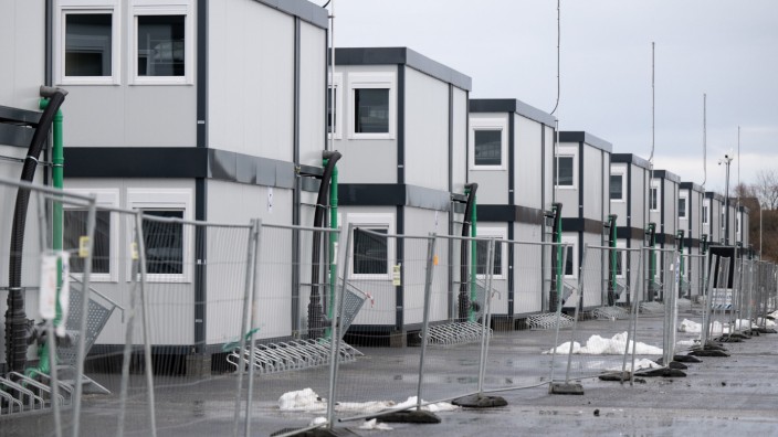 Unterkünfte für Geflüchtete: Mehrere Hundert Menschen können in der Container-Anlage in Neubiberg untergebracht werden.
