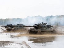 Krieg in der Ukraine: Grüne: Scholz soll Lieferung von Kampfpanzern an die Ukraine erlauben