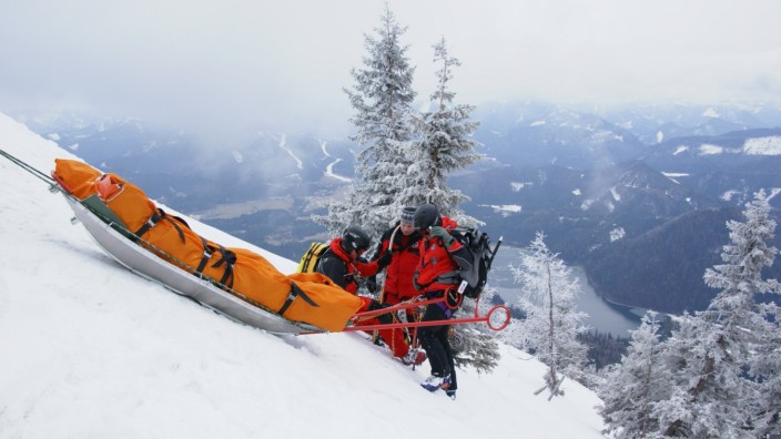 Ski-Unfälle: In dieser Saison ziehen sich die Leute die schwersten Verletzungen zu, wenn sie von den Pisten abkommen.