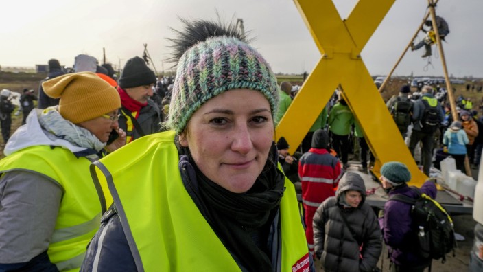 Wissler in Lützerath: Janine Wissler, Parteichefin der Linken, beim Protest in Lützerath