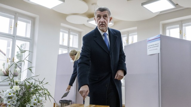Stichwahl in Tschechien: Gilt seinen Gegnern als undemokratisch: der ehemalige tschechische Premier und Milliardär Andrej Babiš.
