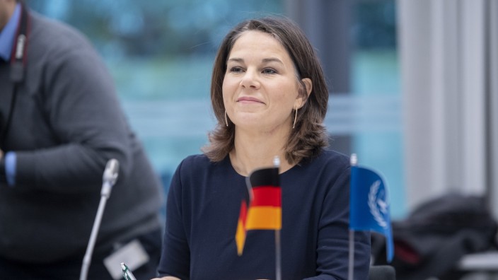 Annalena Baerbock: Außenministerin Annalena Baerbock fordert in einer völkerrechtlichen Grundsatzrede in Den Haag, das Statut der UN-Charta anzupassen.