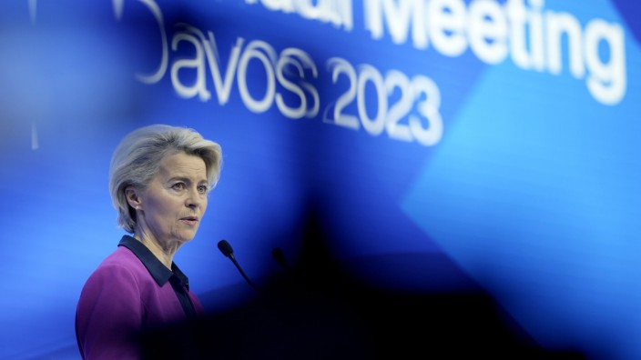Weltwirtschaftsforum in Davos: EU-Chefin Ursula von der Leyen kritisiert China.