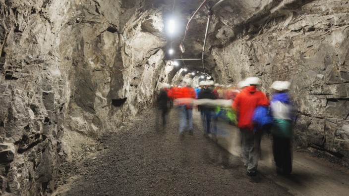In der Mine bei Kiruna wird schon lange Erz gefördert. Nun sollen seltene Erden dazukommen - was nicht alle dort begrüßen.