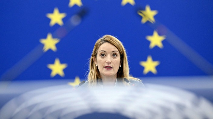 EU-Korruptionsskandal: Sie hat einen 14-Punkte-Plan vorgelegt mit strengeren Regeln für den Umgang mit Lobbyisten: EU-Parlamentspräsidentin Roberta Metsola.