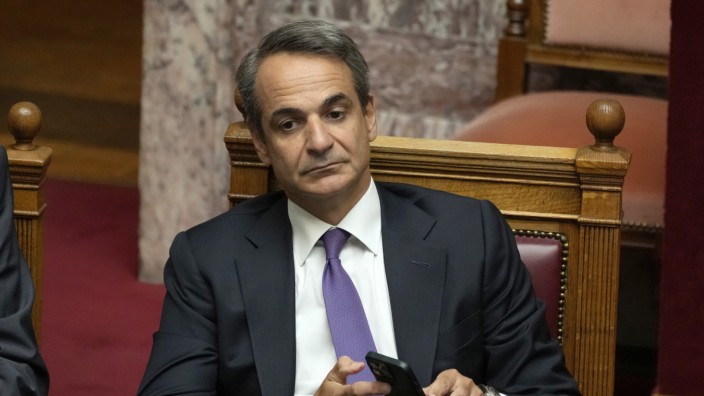Abhöraffäre in Griechenland: Premier Kyriakos Mitsotakis hätte die Affäre, die auch "griechisches Watergate" genannt wird, bereits im Sommer gerne hinter sich gelassen.