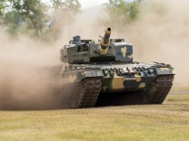 Liveblog zum Krieg in der Ukraine: Hofreiter fordert sofortige Ausbildung ukrainischer Soldaten am “Leopard 2”