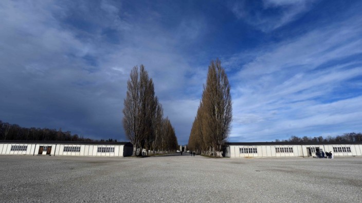 KZ-Gedenkstätte Dachau: Die rekonstruierten Baracken auf dem Gelände des ehemaligen Dachauer Konzentrationslagers sind in einem maroden Zustand. Die Gedenkstätte würde sie gerne sanieren und darin eine Ausstellung sowie ein Lernlabor aufbauen.