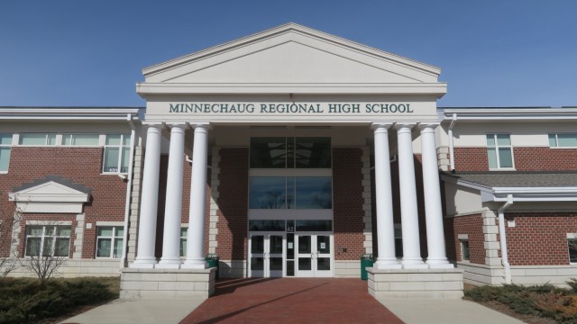 Bug: Minnechaug Regional High School in the US state of Massachusetts