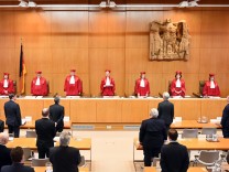 Parteienfinanzierung: Karlsruhe urteilt arg schulmeisterlich