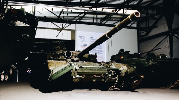 Waffen für die Ukraine: Auch im Deutschen Panzermuseum ist der Kampfpanzer "T-72" zu sehen. Das Modell "T-72B" wurde 1985 in Dienst gestellt.